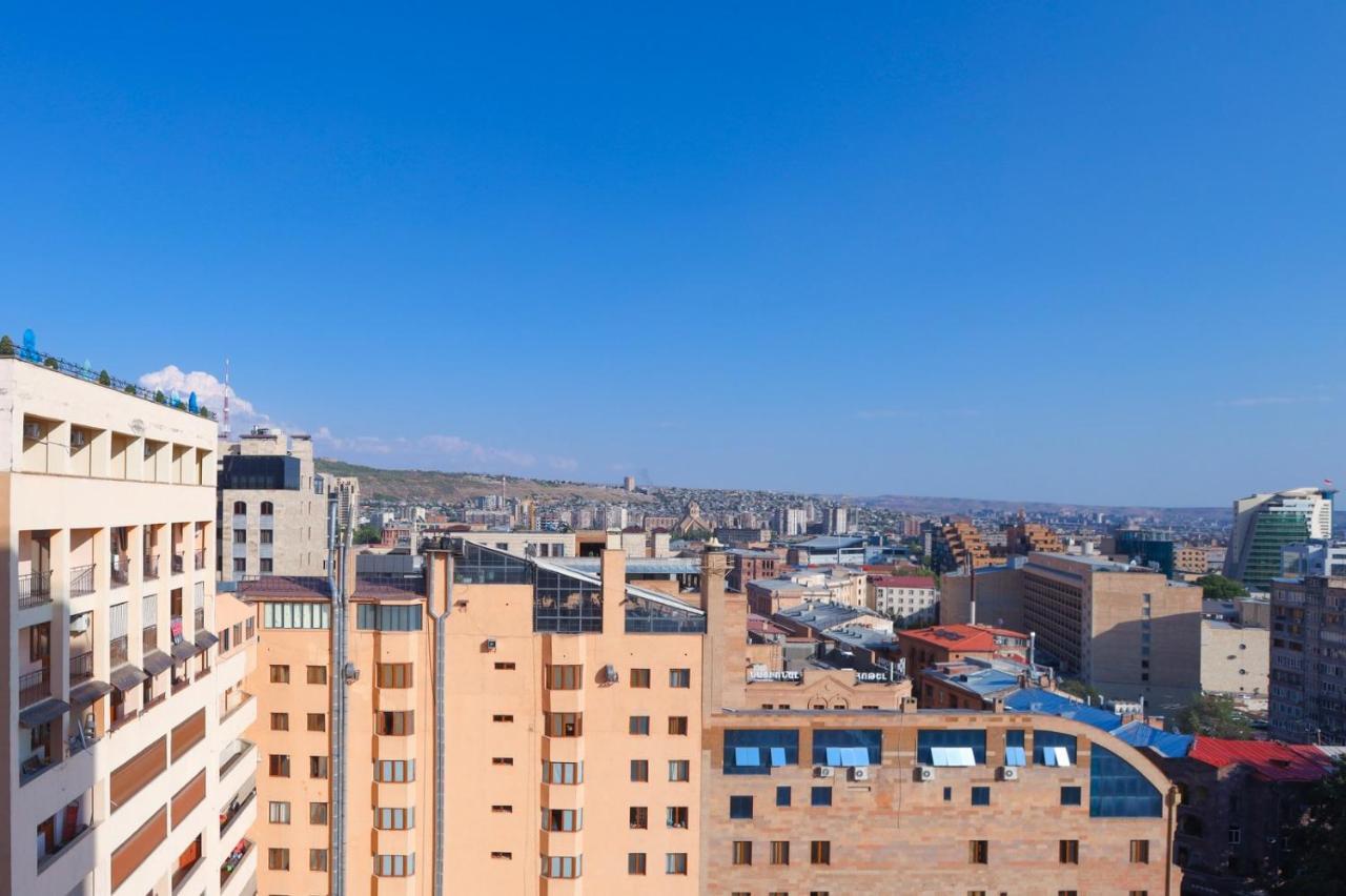 Stay Inn-Apartments On Koghbatsi 16 Yerevan Exterior photo