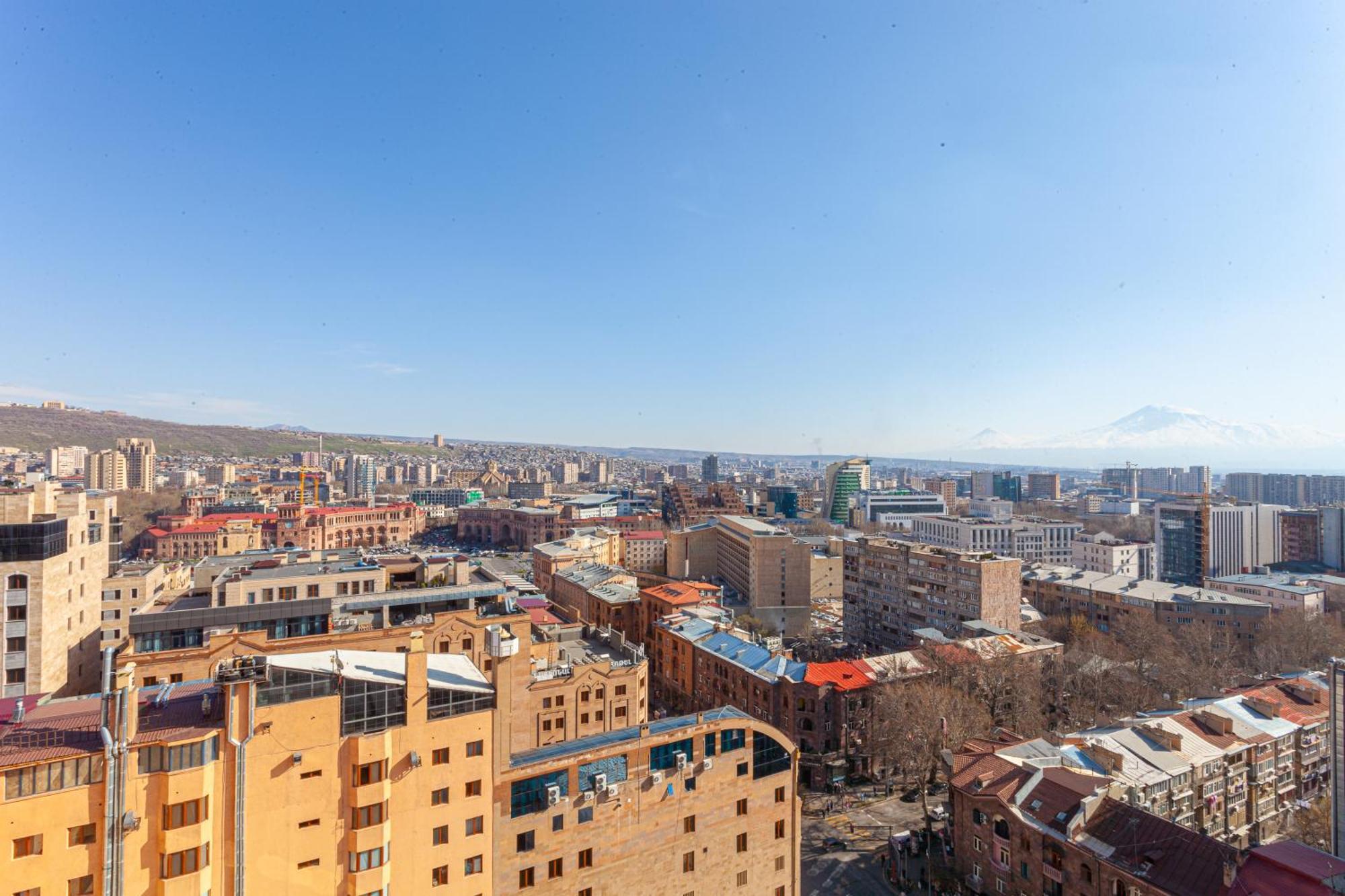 Stay Inn-Apartments On Koghbatsi 16 Yerevan Exterior photo
