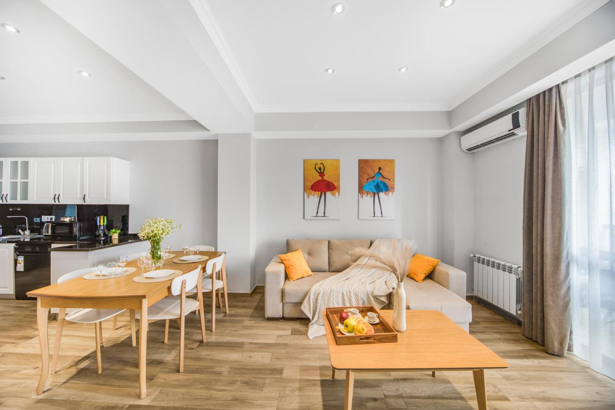 Stay Inn-Apartments On Koghbatsi 16 Yerevan Exterior photo